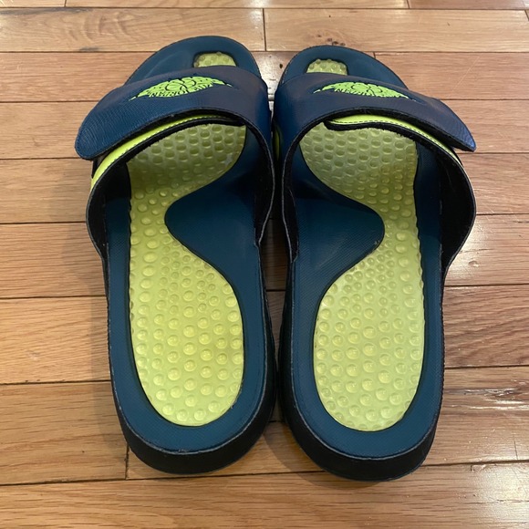 Nike Air Jordan Slides Jumpman Hydro 2 Retro‎ Flight Bred 644935-303 Size 13 main image 4